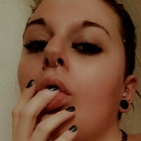 less-talk-more-goth Naakt