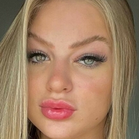 Leticia Sogiro Naakt