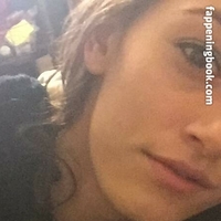 Lexi Cummins Naakt