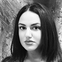 Liana Naakt