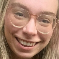 Lilahlavender Naakt