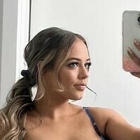 Lillie Hawkes Naakt