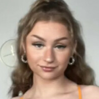 Lilly Pearce Naakt