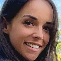 Lily Jade Naakt