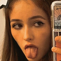 Lily Wichern Naakt