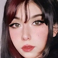 Lilywaifu Naakt