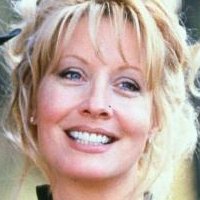 Linda Kozlowski Naakt