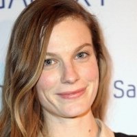 Lindsay Burdge Naakt