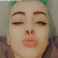 Little Spittle Naakt