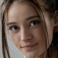 Livie Catha Naakt