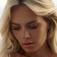 Liza Kordobovskaya Naakt