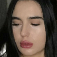 Lizzi69 Naakt