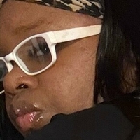 lonyae Naakt