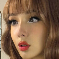 lovebugchanel Naakt