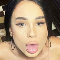 lowwwol Naakt