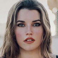Luana Giorgio Naakt