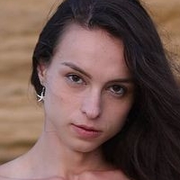 Luba Zeleny Naakt