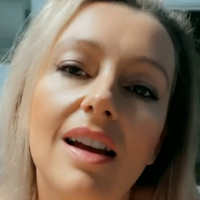 Lucie Ainsworth Naakt