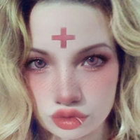 Lucy Barnes Naakt