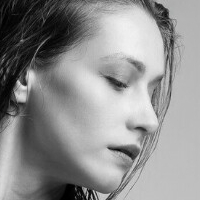 Lucy Holmes Naakt