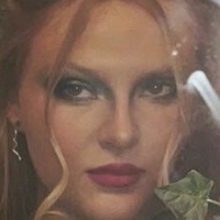 Lucy M Naakt