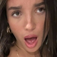 Lucylitt Naakt