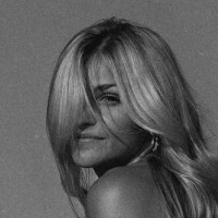 Lynda Alessandro Naakt