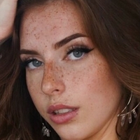 Lynn Goddess Naakt