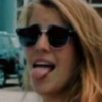 Mackenzie Alstrom Naakt