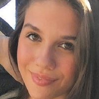 Maddy Mahmoudi Naakt