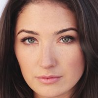Madeline Whitby Naakt