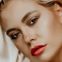 Margot Haievska Naakt