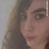 Mari Capri Naakt