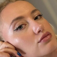 Maria Peach Naakt