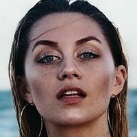 Marina Hane Naakt