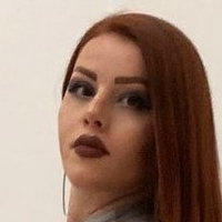 Martina Dimovska Naakt
