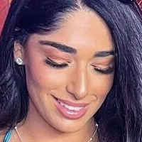 Mary Noura Naakt