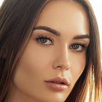Megan Desaever Naakt