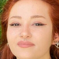 Melisa Güler Naakt