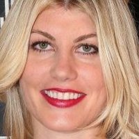 Meredith Ostrom Naakt