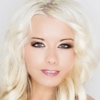Mia Julia Brückner Naakt