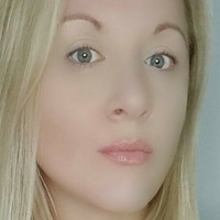 Michelle Louise Naakt