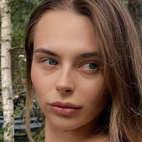mihalina Naakt