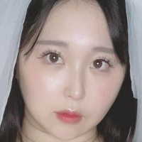 Milky Ueda Naakt