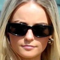Millie Gibson Naakt