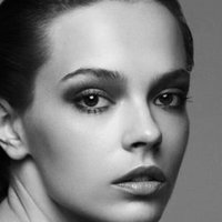 Mina Cvetkovic Naakt