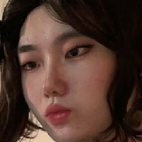 mings Naakt