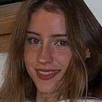 Mira Szalma Naakt