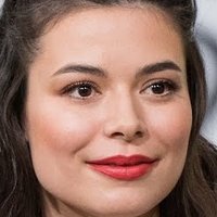 Miranda Cosgrove Naakt
