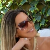 Miss V Naakt